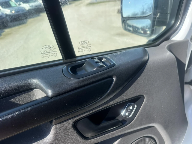 Ford Transit Custom - автомобили, коли, обяви за нови и употребявани 13