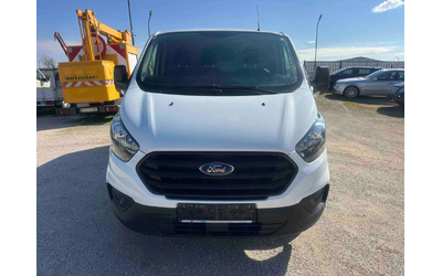 ford-transit-custom - 1
