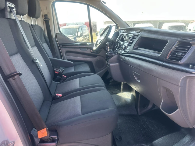 Ford Transit Custom - автомобили, коли, обяви за нови и употребявани 6