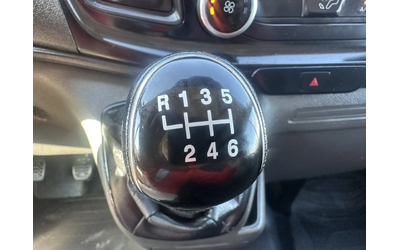 Ford Transit Custom - автомобили, коли, обяви за нови и употребявани 9