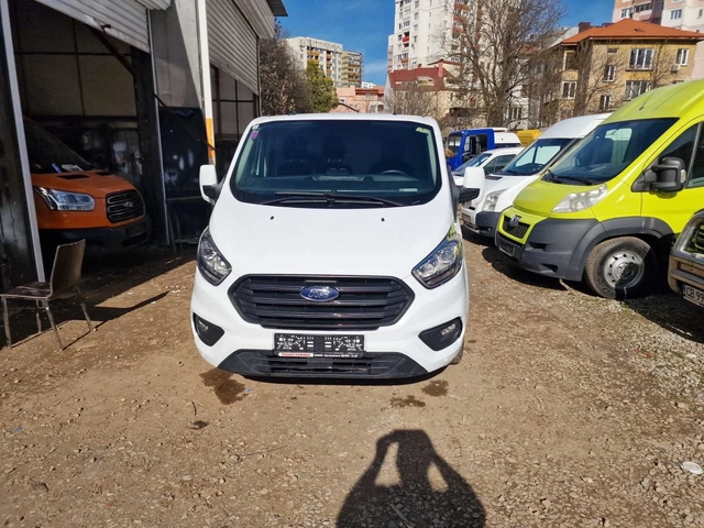 Ford Transit Custom 2.0TDCi - автомобили, коли, обяви за нови и употребявани 3