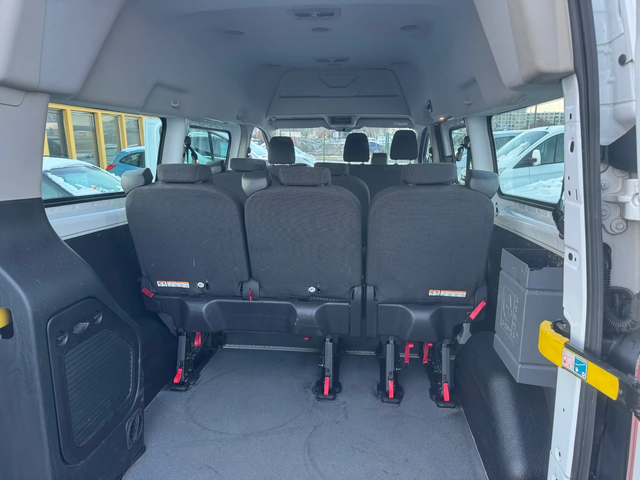 Ford Transit Custom 8+1 - автомобили, коли, обяви за нови и употребявани 7