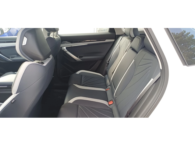 Geely Starray 1.5 GK FWD 7DCT - автомобили, коли, обяви за нови и употребявани 9