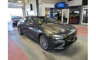 genesis-g70-2l-4cyl-awd - 1