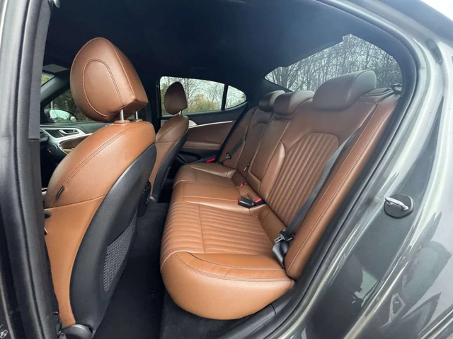 Genesis G70 * 2.0T * CARFAX * ЦЕНА ДО БГ - автомобили, коли, обяви за нови и употребявани 10