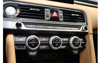 Genesis G70 2.0T AWD - SUNROOF| NAVI| CAMERA| BLINDSPOT| LANEK - автомобили, коли, обяви за нови и употребявани 15