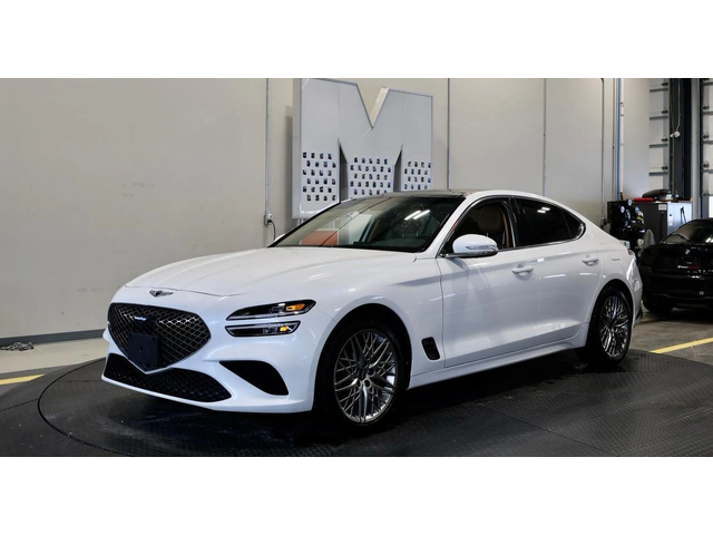 Genesis G70 2.0T AWD - SUNROOF| NAVI| CAMERA| BLINDSPOT| LANEK - автомобили, коли, обяви за нови и употребявани 1