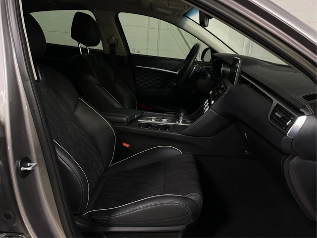 Genesis G70 3.3T AWD* АвтоКреди* (ЦЕНА ДО БГ) - автомобили, коли, обяви за нови и употребявани 8