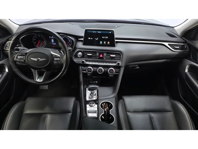 Genesis G70 КОЖЕН САЛОН / ПОДГРЕВ / КАМЕРА - автомобили, коли, обяви за нови и употребявани 3