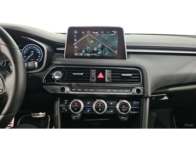 Genesis G70 3.3T SPORT PRESTIGE* HUD* КОЖА* НАВИ* ПАНО - автомобили, коли, обяви за нови и употребявани 10