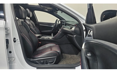Genesis G70 : 2.0T Sport Package | Panorama | HUD | Lexicon - автомобили, коли, обяви за нови и употребявани 7