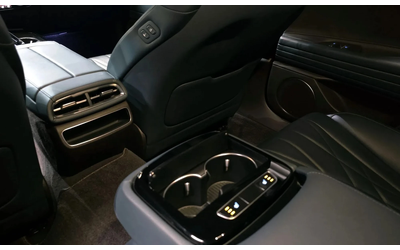 Genesis G80 G80 (RG3) - автомобили, коли, обяви за нови и употребявани 16