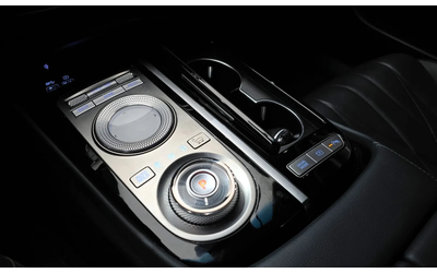 Genesis G80 G80 (RG3) - автомобили, коли, обяви за нови и употребявани 7