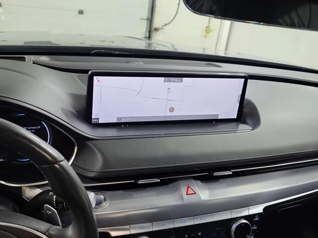 Genesis G80 2.5T * Един собственик * Без инцидент * От Hyundai - автомобили, коли, обяви за нови и употребявани 8