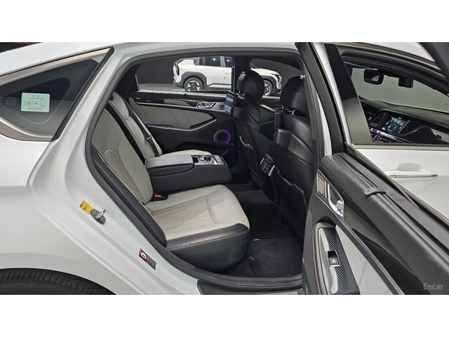 Genesis G80 3.3 T-GDI AWD Sports* МОНИТОРИ* КОЖА* ОБДУХВ* ПАНО - автомобили, коли, обяви за нови и употребявани 9