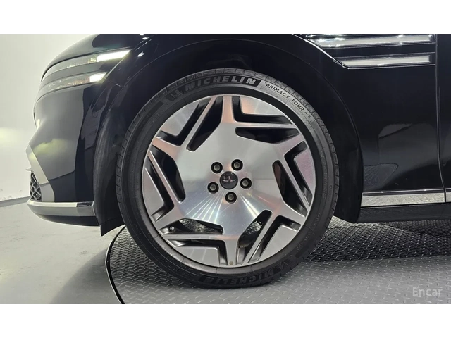 Genesis G90 LWB* BANG AND OLUFSEN* PANO* HUD* MASSAGE* - автомобили, коли, обяви за нови и употребявани 3