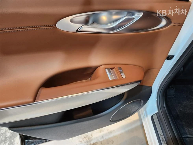 Genesis GV70 2.2 AWD 2024 ЛИЗИНГ БЕЗ ПЪРВОНАЧАЛНА ВНОСКА - автомобили, коли, обяви за нови и употребявани 10