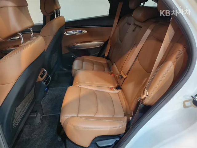 Genesis GV70 2.2 AWD 2024 ЛИЗИНГ БЕЗ ПЪРВОНАЧАЛНА ВНОСКА - автомобили, коли, обяви за нови и употребявани 9