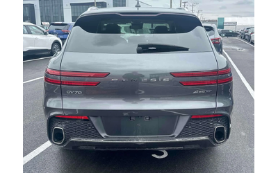 genesis-gv70 - 3