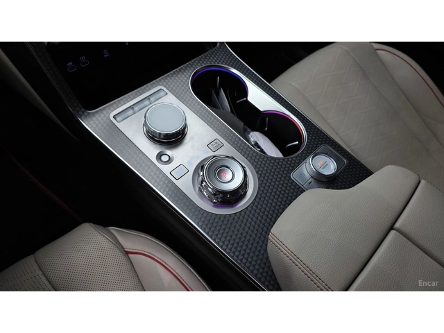 Genesis GV80 COUPE 2.5T AWD* 360* HUD* КОЖА* ОБДУХВ* НАВИ - автомобили, коли, обяви за нови и употребявани 6