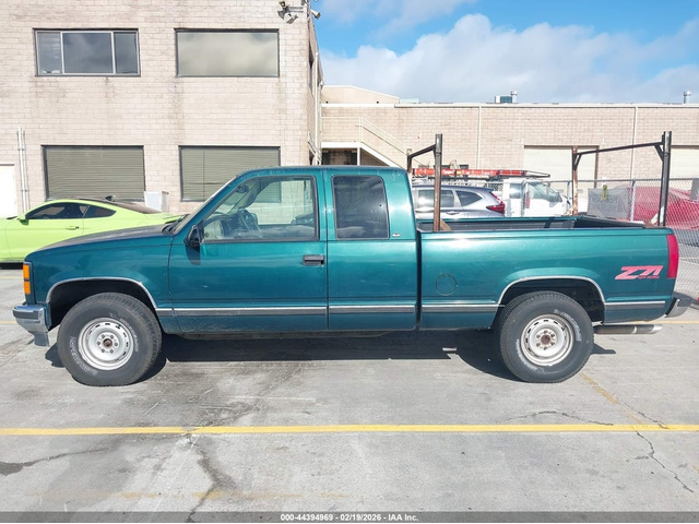 GMC SIERRA 1500 5.7L V-8 255HP 4X4 Drive - автомобили, коли, обяви за нови и употребявани 12