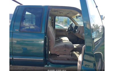 gmc-sierra-1500-5-7l-v-8-255hp-4x4-drive - 4