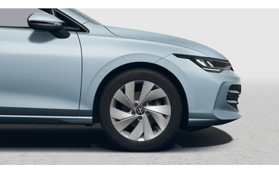 VW Golf Golf 8 Life Plus 2.0 TDI SCR DSG - автомобили, коли, обяви за нови и употребявани 8