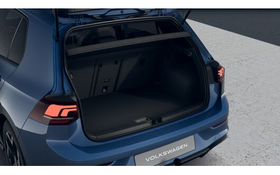 VW Golf Golf 8 R-Line 1.5 eTSI OPF DSG - автомобили, коли, обяви за нови и употребявани 10