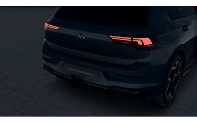 VW Golf Golf 8 R-Line 1.5 eTSI OPF DSG - автомобили, коли, обяви за нови и употребявани 7