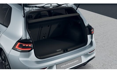 VW Golf Golf 8 R-Line Plus 1.5 eTSI OPF DSG - автомобили, коли, обяви за нови и употребявани 10