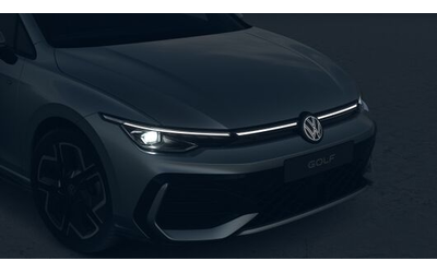 VW Golf Golf 8 R-Line Plus 1.5 eTSI OPF DSG - автомобили, коли, обяви за нови и употребявани 6