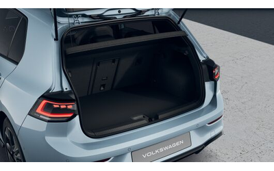 VW Golf Golf 8 R-Line Plus 1.5 eTSI OPF DSG - автомобили, коли, обяви за нови и употребявани 10