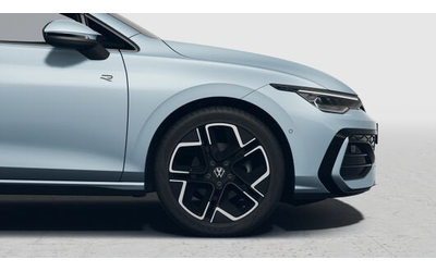 VW Golf Golf 8 R-Line Plus 1.5 eTSI OPF DSG - автомобили, коли, обяви за нови и употребявани 8
