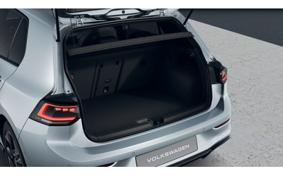 VW Golf Golf 8 R-Line Plus 1.5 eTSI OPF DSG - автомобили, коли, обяви за нови и употребявани 10