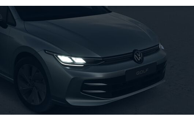 VW Golf Golf Variant 8 Life PLUS 2.0 TDI SCR - автомобили, коли, обяви за нови и употребявани 6