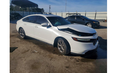 honda-accord-1-5l-4-front-wheel-drive - 4