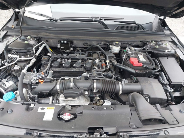 Honda Accord 1.5L I-4 DI, DOHC, VVT, TURBO, 192HP Front Wheel Drive - автомобили, коли, обяви за нови и употребявани 9