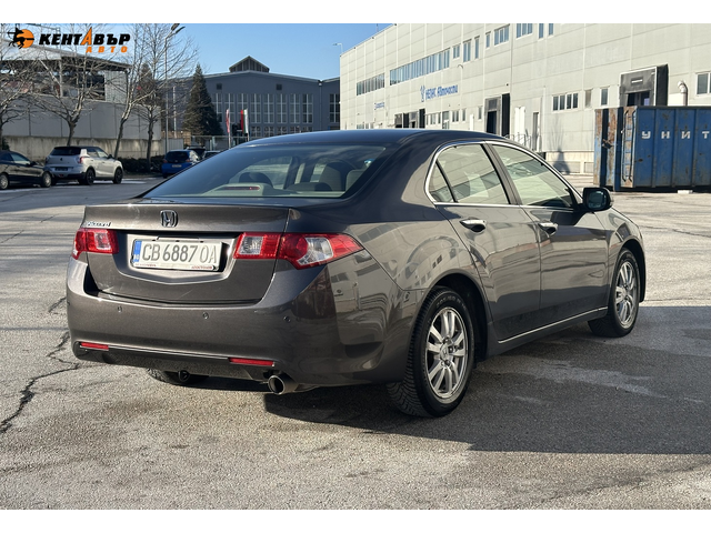 Honda Accord 2.0i 156 к.с./ГАРАНЦИЯ ОТ КЕНТАВЪР - автомобили, коли, обяви за нови и употребявани 3