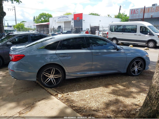 Honda Accord 2.0L I-4 DOHC, VVT, 143HP Front Wheel Drive - автомобили, коли, обяви за нови и употребявани 12