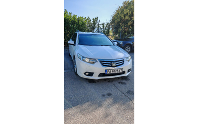 honda-accord-2-2-i-dtec - 1