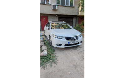 honda-accord-2-2-i-dtec - 5