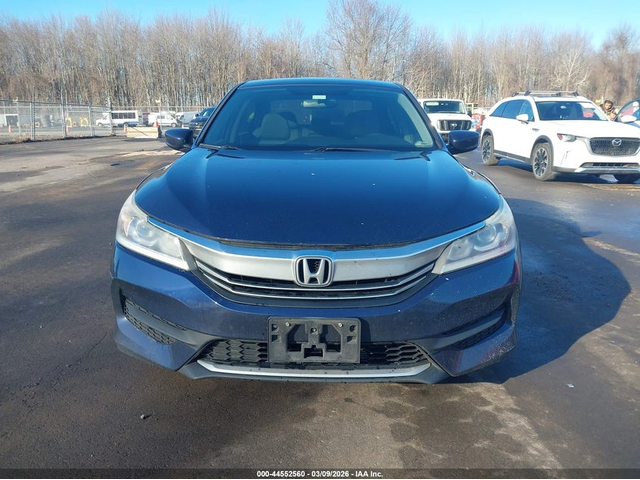 Honda Accord 2.4L I-4 DI, DOHC, VVT, 185HP Front Wheel Drive - автомобили, коли, обяви за нови и употребявани 11
