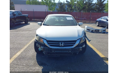 Honda Accord 2.4L I-4 DI, DOHC, VVT, 185HP Front Wheel Drive - автомобили, коли, обяви за нови и употребявани 12