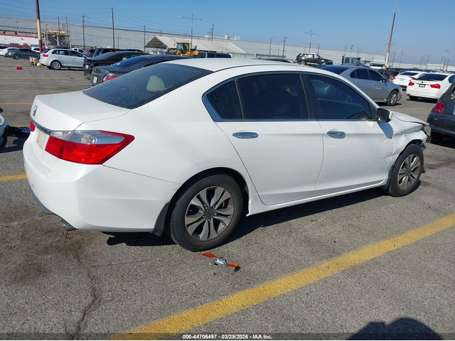 Honda Accord 2.4L I-4 DI, DOHC, VVT, 185HP Front Wheel Drive - автомобили, коли, обяви за нови и употребявани 3