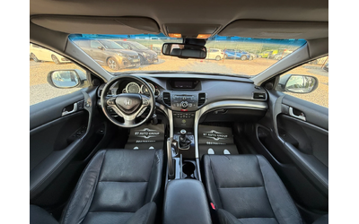 Honda Accord 2.0i * * ПЪЛНА СЕРВИЗНА ИСТОРИЯ* * - автомобили, коли, обяви за нови и употребявани 10