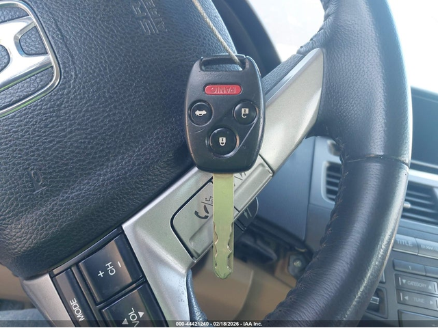 Honda Accord 3.5L V-6 VVT, 271HP Front Wheel Drive - автомобили, коли, обяви за нови и употребявани 10