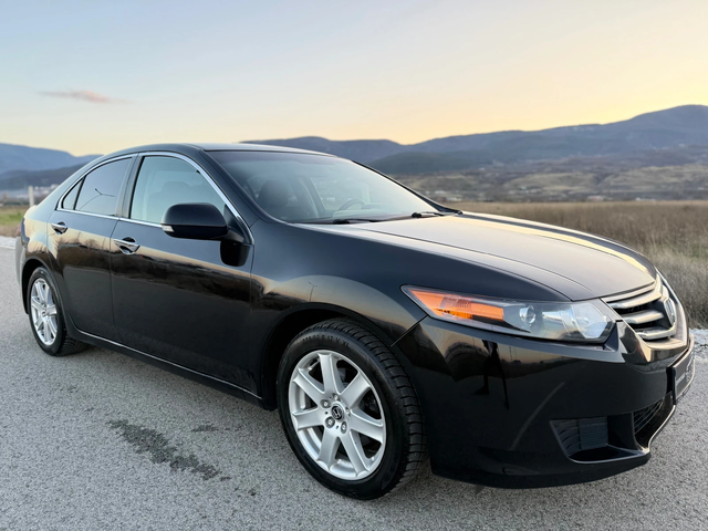 Honda Accord 2.0 i-VTEC 155к.с CLIMATRONIC / PODGREV - автомобили, коли, обяви за нови и употребявани 0