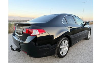 Honda Accord 2.0 i-VTEC 155к.с CLIMATRONIC / PODGREV - автомобили, коли, обяви за нови и употребявани 6