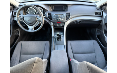 Honda Accord 2.0 i-VTEC 155к.с CLIMATRONIC / PODGREV - автомобили, коли, обяви за нови и употребявани 7