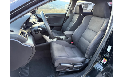 Honda Accord 2.0 i-VTEC 155к.с CLIMATRONIC / PODGREV - автомобили, коли, обяви за нови и употребявани 8